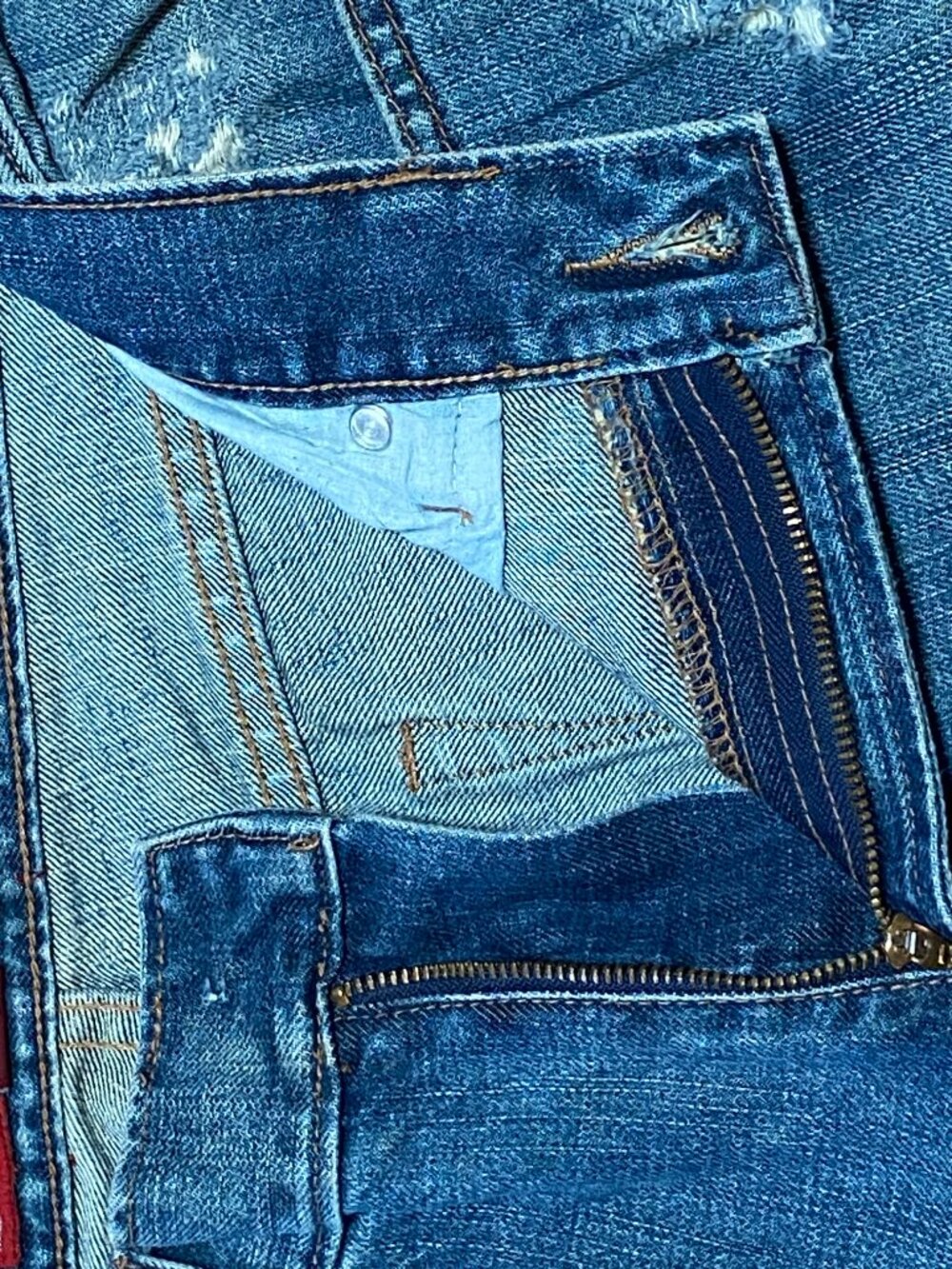 Jeans - Picture 2 of 5